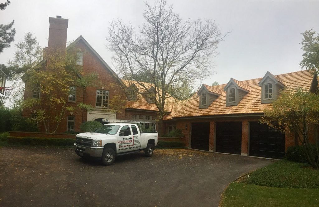 Cedar roofing installation near Wilmette IL